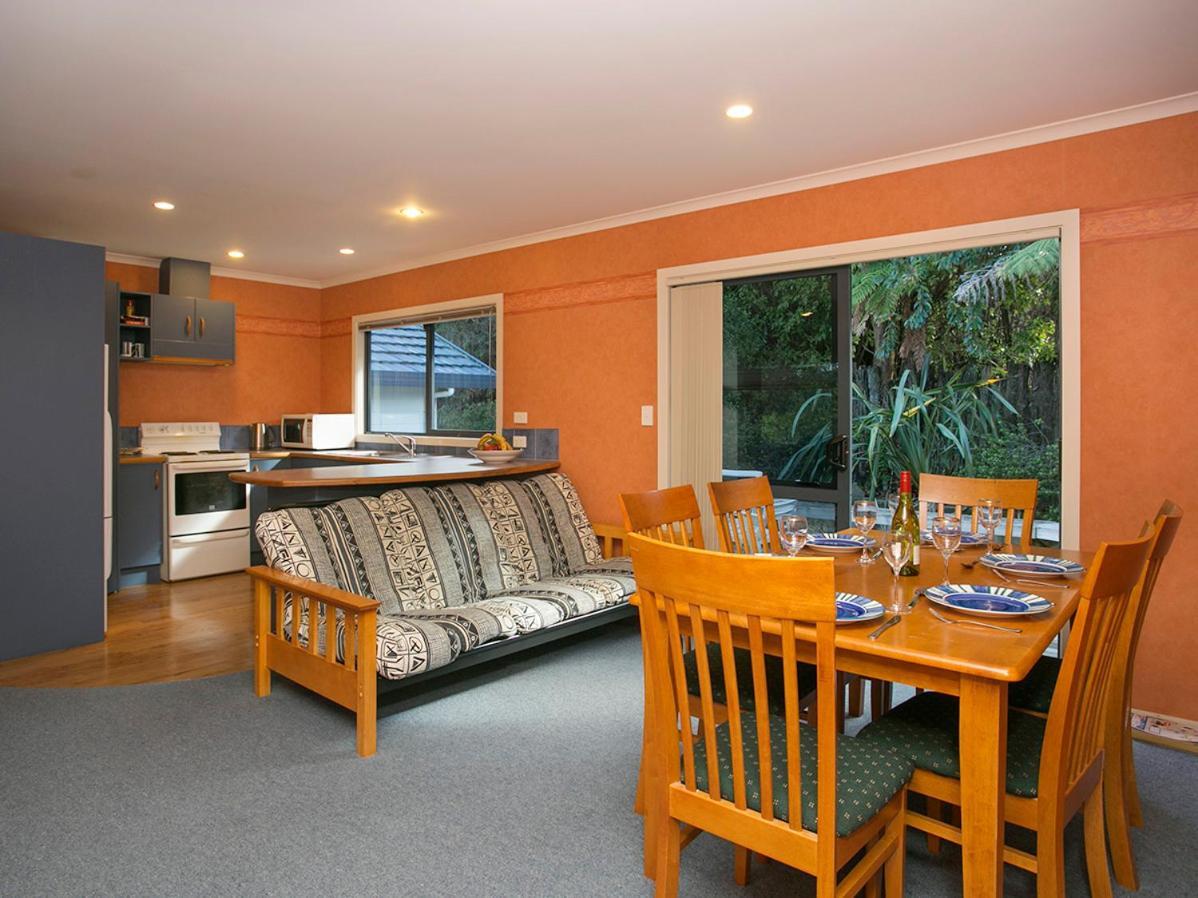 Laid Back On Lakewood - Taupo Holiday Home Exterior photo