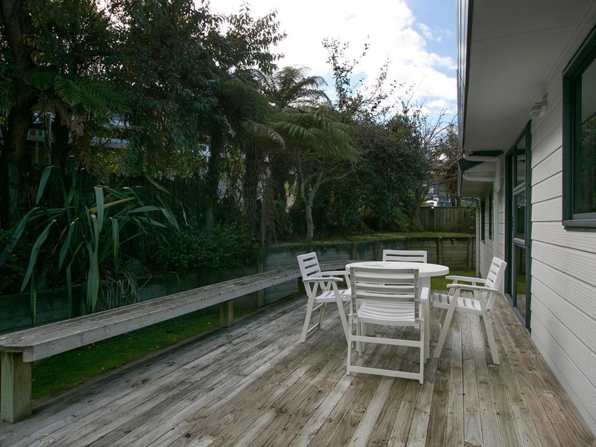 Laid Back On Lakewood - Taupo Holiday Home Exterior photo
